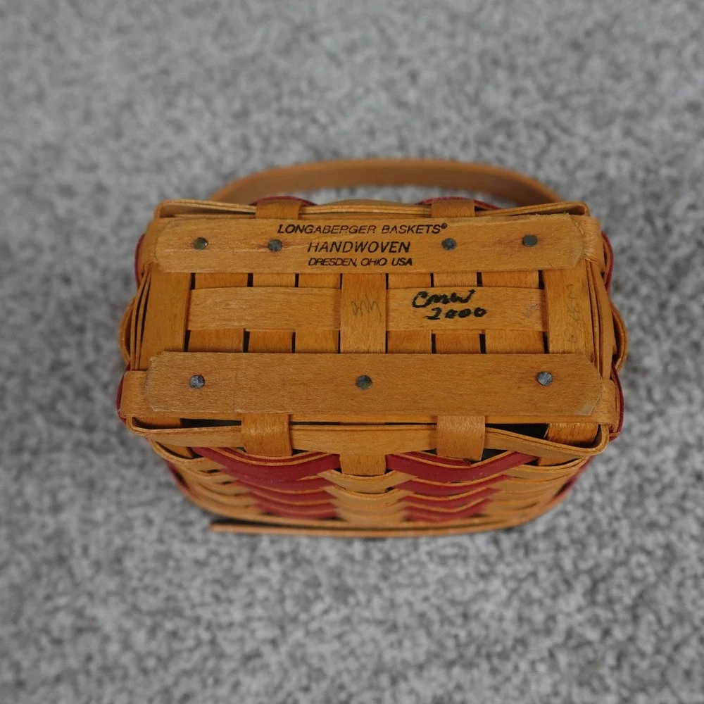 Longaberger 2001 Inaugural Basket Handwoven Red Natural Star Accents Dresden OH